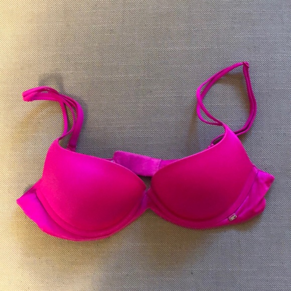 Victoria’s Secret Very Sexy Lightly Lined Plunge - Picture 2 of 5